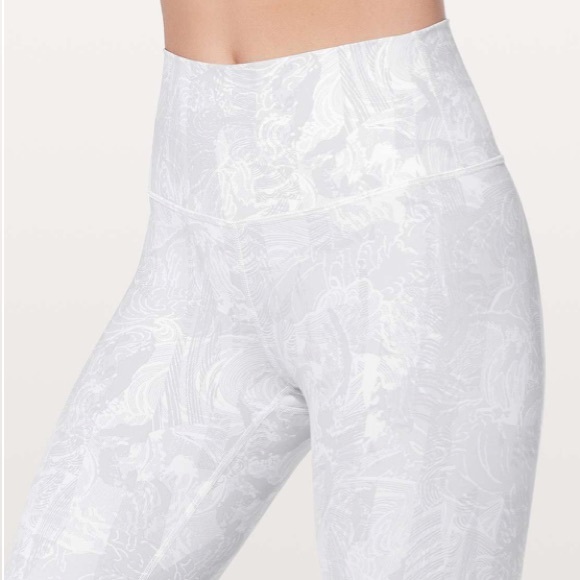 Lululemon Wunder Under Hi-Rise 7/8 Tight 25" Eternal Wave White | Size 6 EUC - Picture 2 of 6